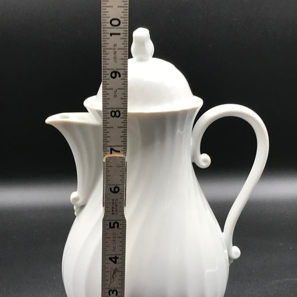 Vintage AK Kaiser Scalloped Teapot Set Egg Cups White Porcelain W Germany - Picture 7 of 16